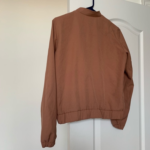 DYNAMITE BOMBER JACKET ✨ - Picture 3 of 3